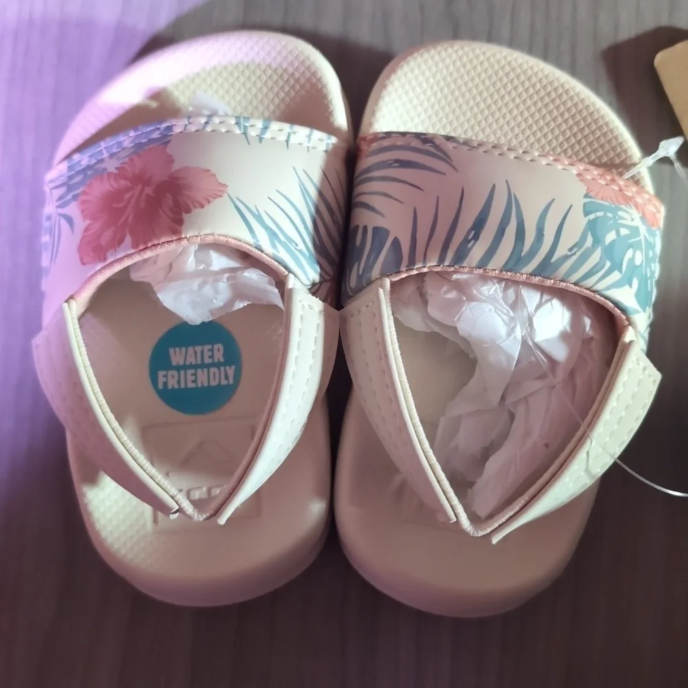 Reef Toddler/Little Kid One Slide Sandal Lightweight & Water Friendly